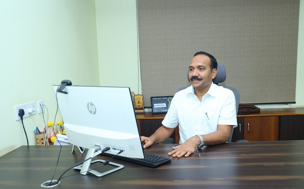 Chairman Sir 4